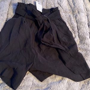 Brand new with tags black H&M shorts with tie